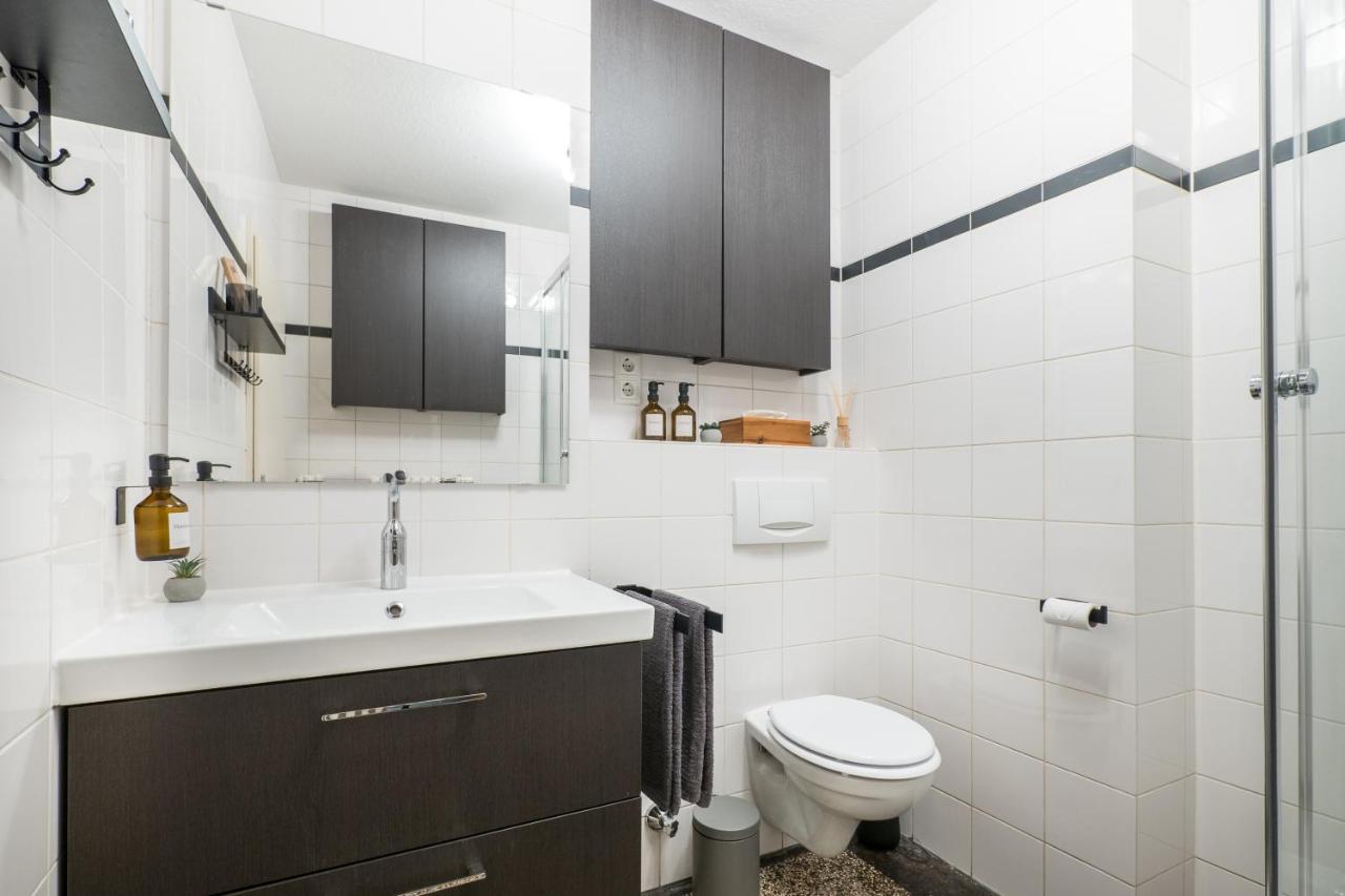 Schwarzlins Loftraum - Stilvolles Apartment Mit Smart Tv, Netflix, Disney Plus, Schnellem Wlan, Parken, Nespresso 圣英贝特 外观 照片